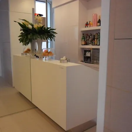 Soglow Business Class فندق 4*