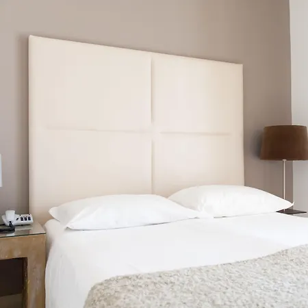 Soglow Business Class Hotel 4*