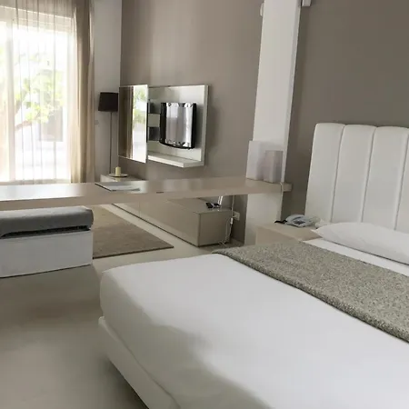 Soglow Business Class 4* מולפטה