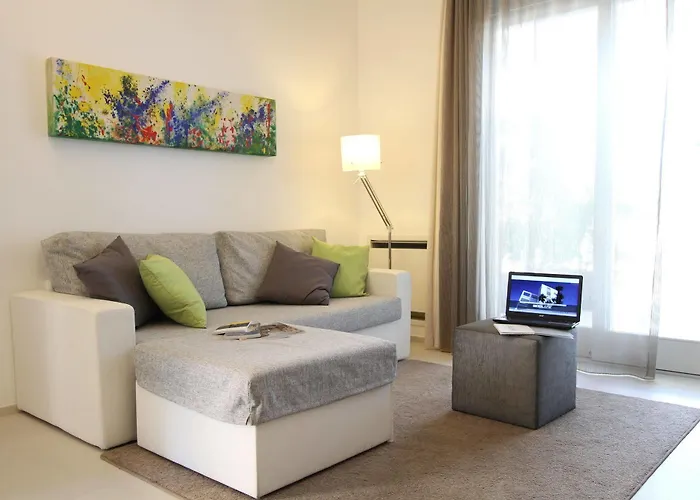 Отель Soglow Business Class